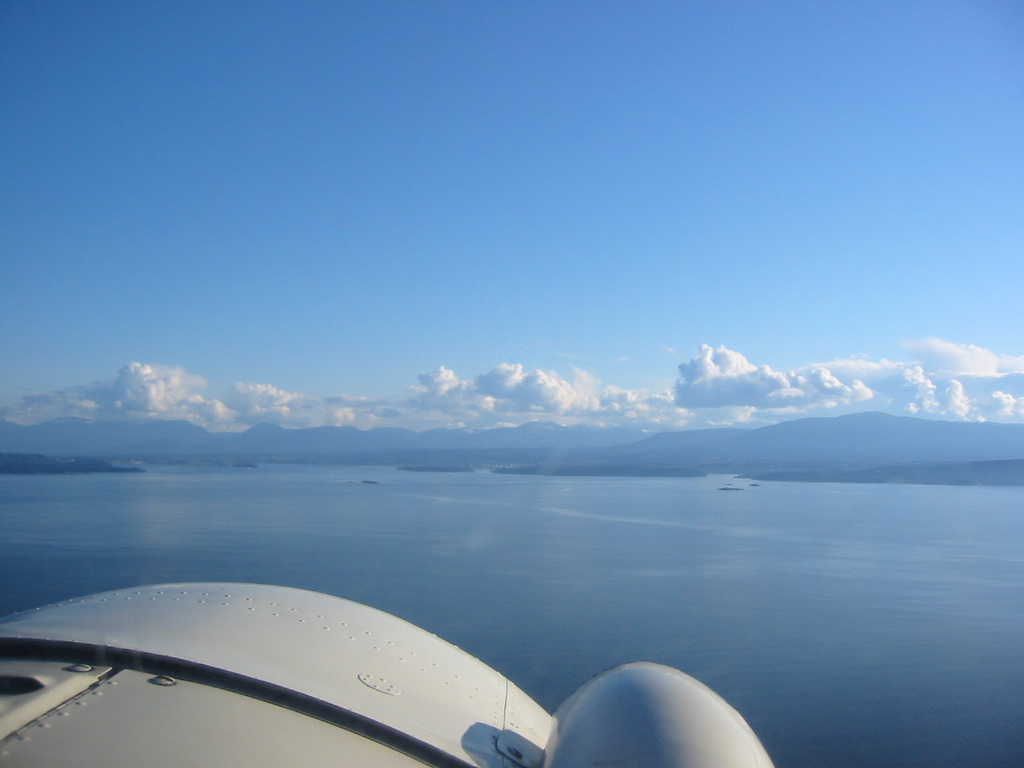 Southbound approach Nanaimo.JPG